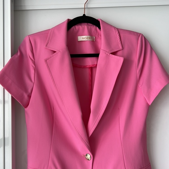 Barbie Pink Suit 3 Piece-high waisted shorts crop top short sleeve suit jacket - Picture 4 of 11